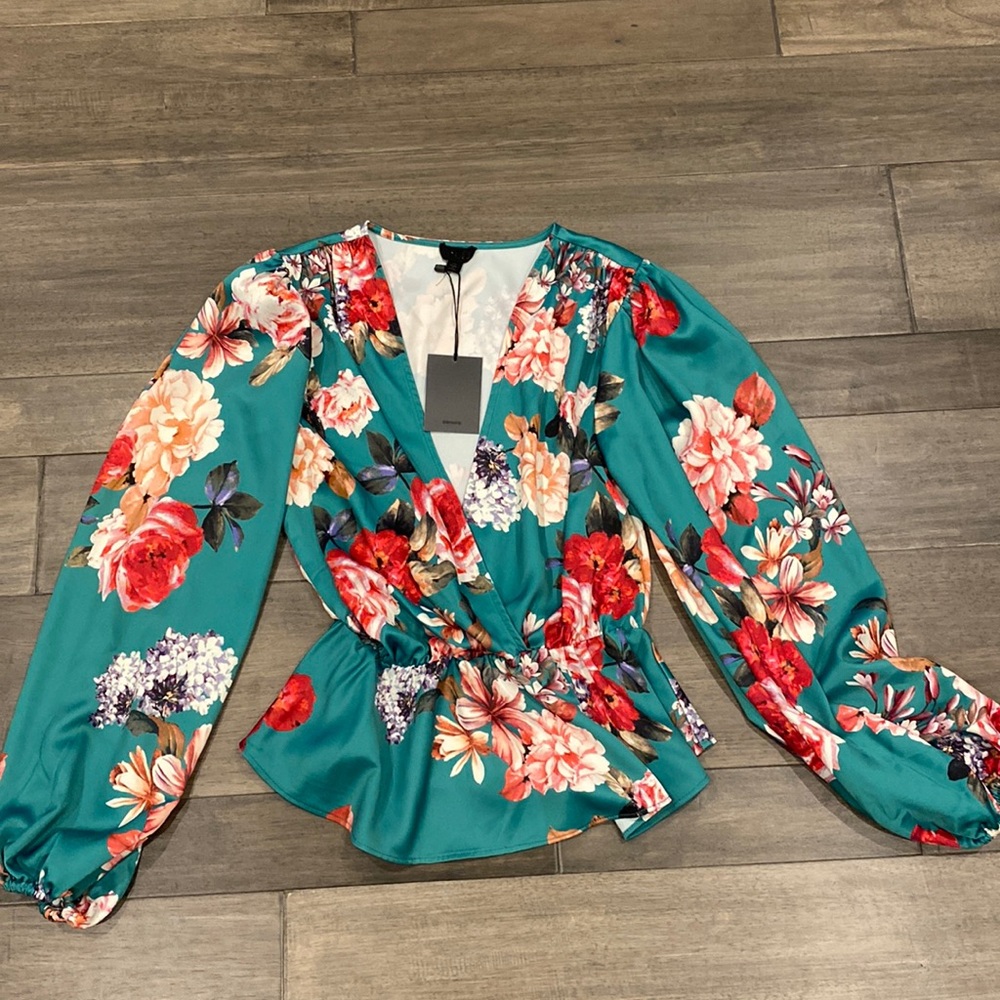 Floral top